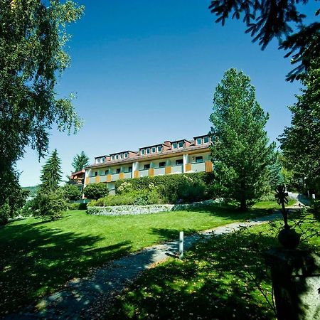 Hotel Brunnwald บาด ลีออนเฟลเดน ภายนอก รูปภาพ
